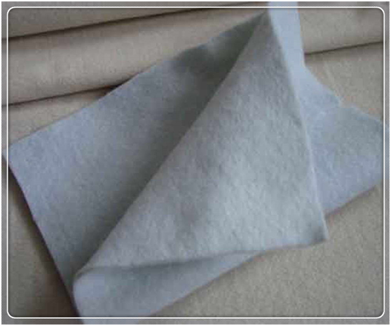 如何减少国内精品久久久久久久影视麻豆布在沥青路面施工过程中的移位