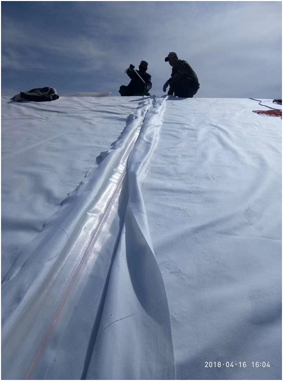 复合国内精品久久久久久久影视麻豆膜与坝基混凝土形成坝面防渗系统