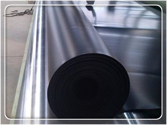 0.3mm厚的国内精品久久久久久久影视麻豆膜解决风水淘蚀严重且渗流问题