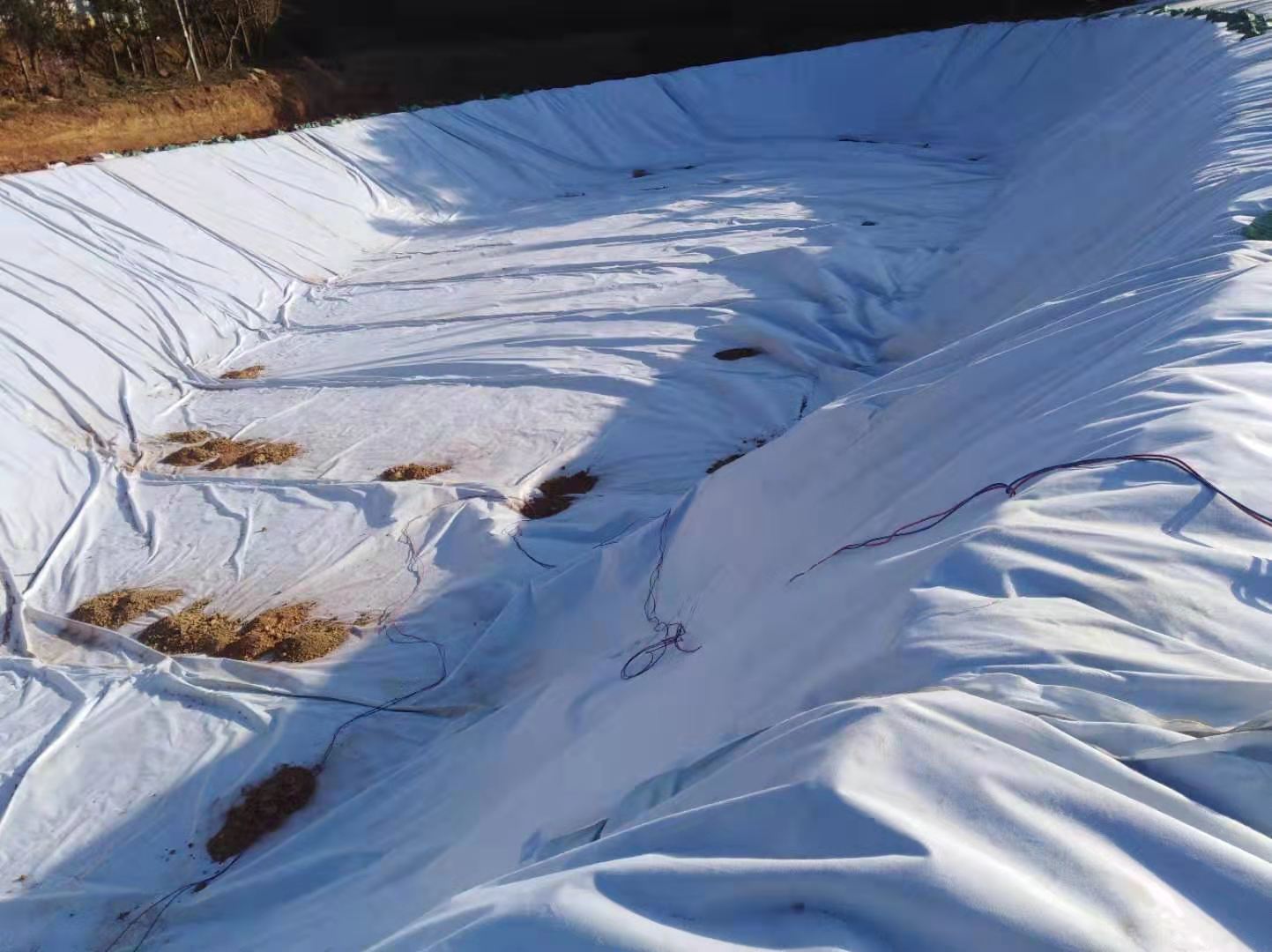 1.0mmHDPE国内精品久久久久久久影视麻豆膜在填埋场精细化填埋作业步骤