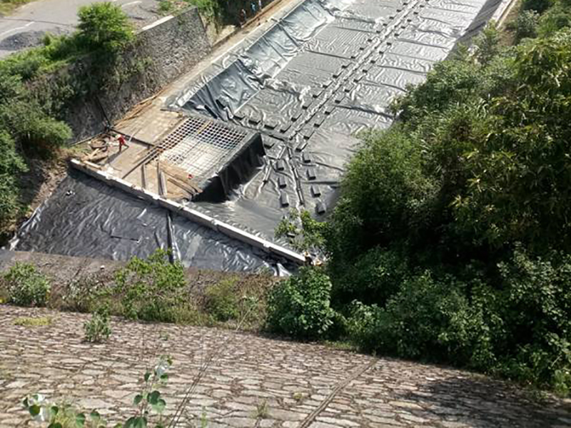 专业知识透露国内精品久久久久久久影视麻豆膜老化机理及影响因素