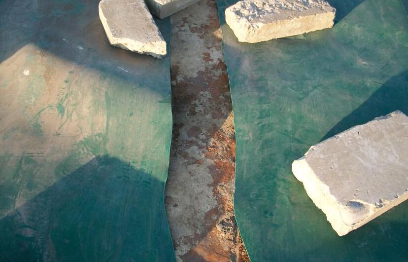 整个防渗结构可靠性保障的关键控制点是？