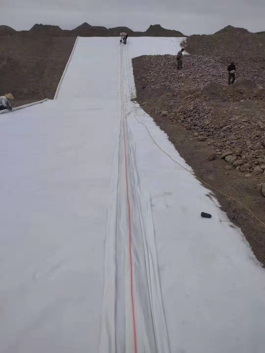 国内精品久久久久久久影视麻豆布展现的土体提供嵌锁和咬合作用