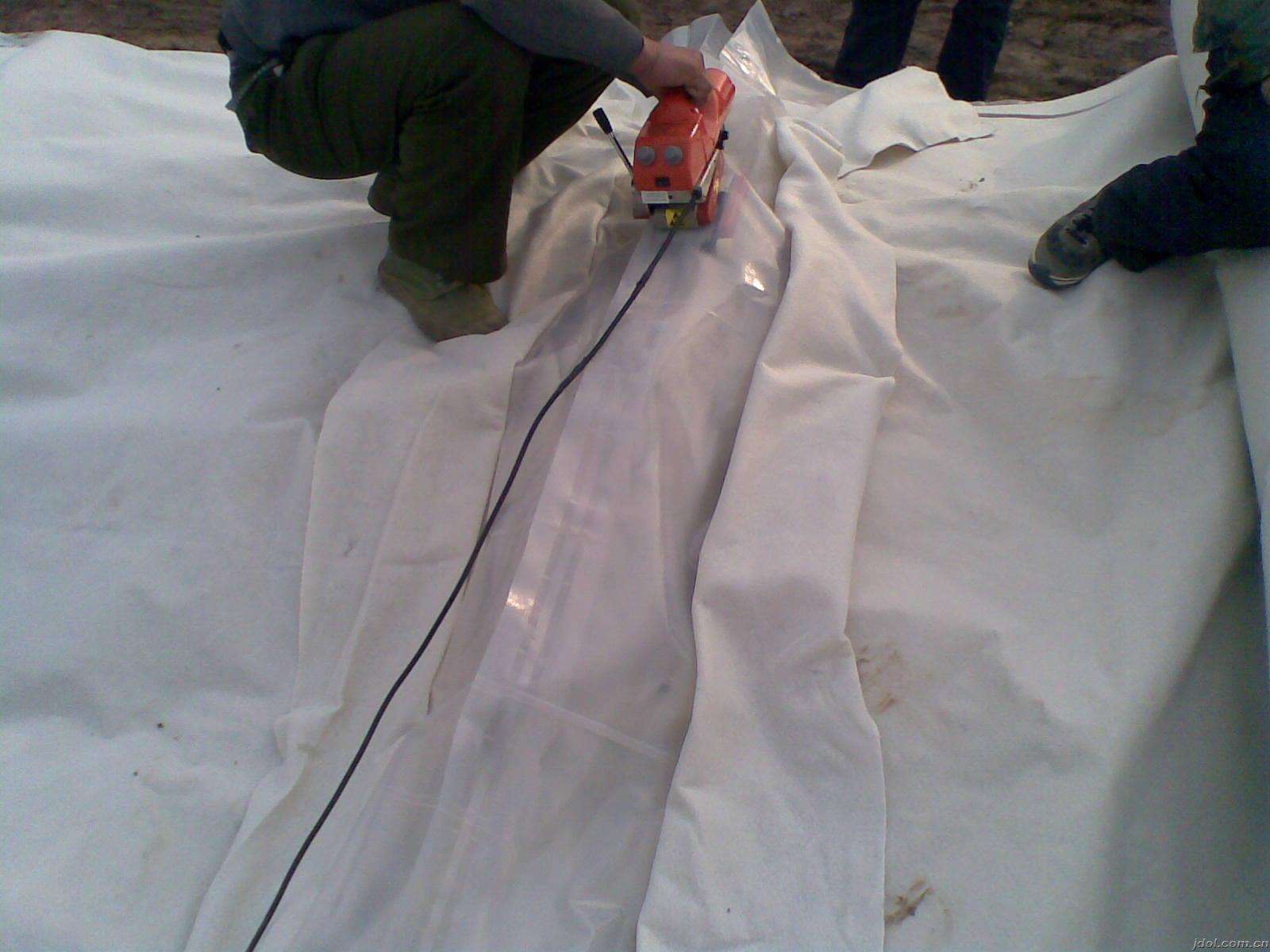 如何调整国内精品久久久久久久影视麻豆膜焊机行走速度和温度