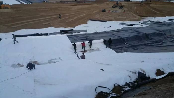 HDPE国内精品久久久久久久影视麻豆膜是城市生活垃圾卫生填埋场防渗的核心材料