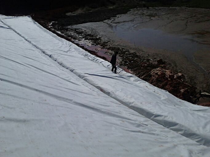 渠道防渗使用的国内精品久久久久久久影视麻豆布应为非织造复合国内精品久久久久久久影视麻豆膜