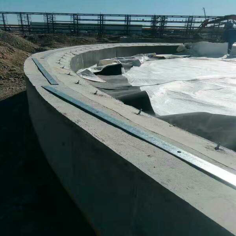 水平防渗方案和垂直防渗两种方案哪种好？