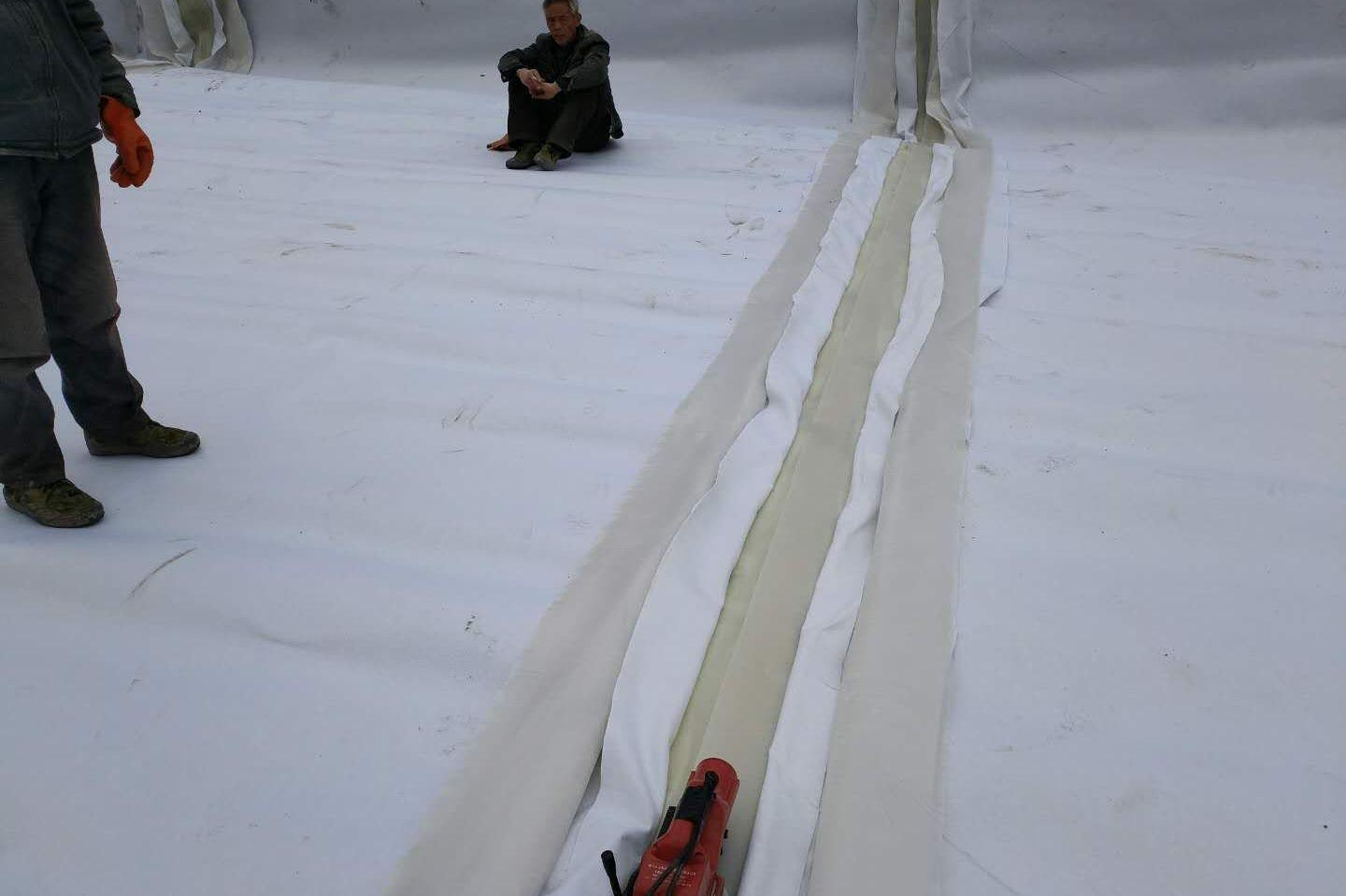 复合国内精品久久久久久久影视麻豆膜防渗结构体自下而上铺设方法