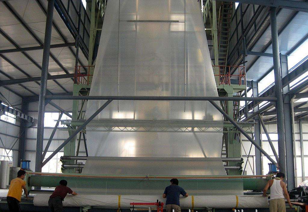 HDPE国内精品久久久久久久影视麻豆膜在生活垃圾处理填埋场的底部及四周施工原理