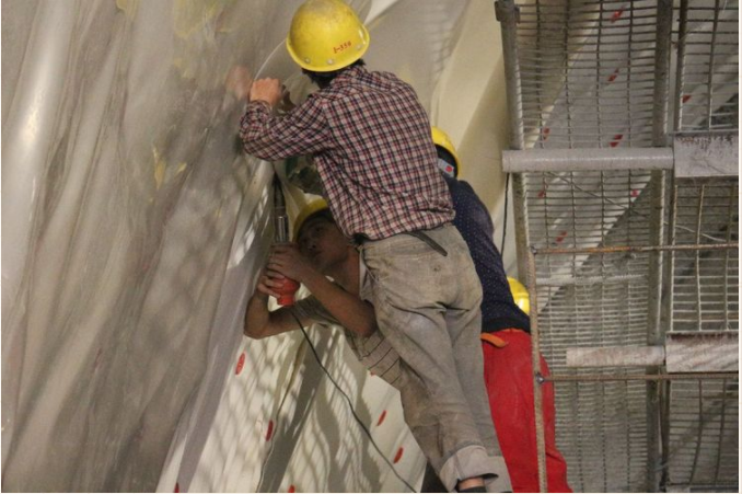 防水板在隧道衬砌上的固定方式有哪些？